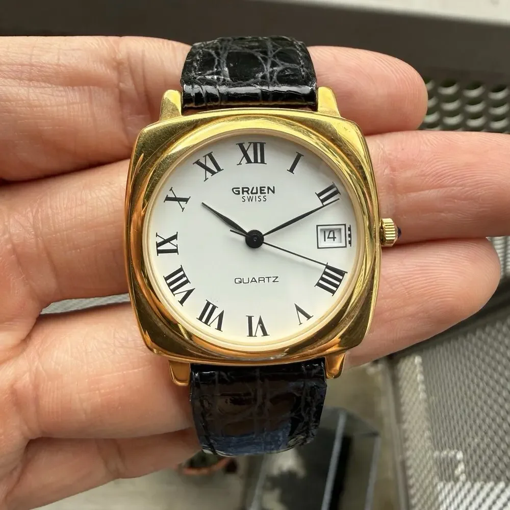 Vintage Gruen Swiss Made Quartz Wrist Watch Men’s Cushion Pillow Case Gold Plate